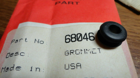 NOS Homelite 450, 550, Super EZ, Super XL, XL-12, XL Mini, XL Mini Automatic, XL-400, XL-921, XL-923, XL-924, XL-924W, XL-925 Chainsaw Aftermarket Fuel Hose Tank Grommet 68046