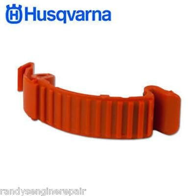 One Husqvarna 503894701 Top Cover Snap Clip Buckle 346xp 570 575 353 351 357